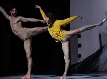 Play. Балет Александра Экмана в Парижской опере