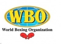 Профессиональный бокс. Бой за титул чемпиона мира по версии WBO в суперсреднем весе. Трансляция из Великобритании Б. Джо Сондерс - Ш. Исуфи