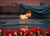 Светлой памяти павших в борьбе против фашизма. Минута молчания